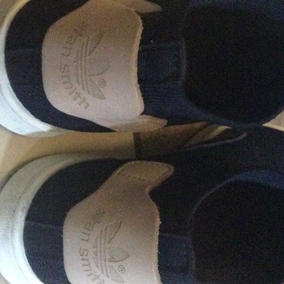 Sneakers - Picture 3 of 8